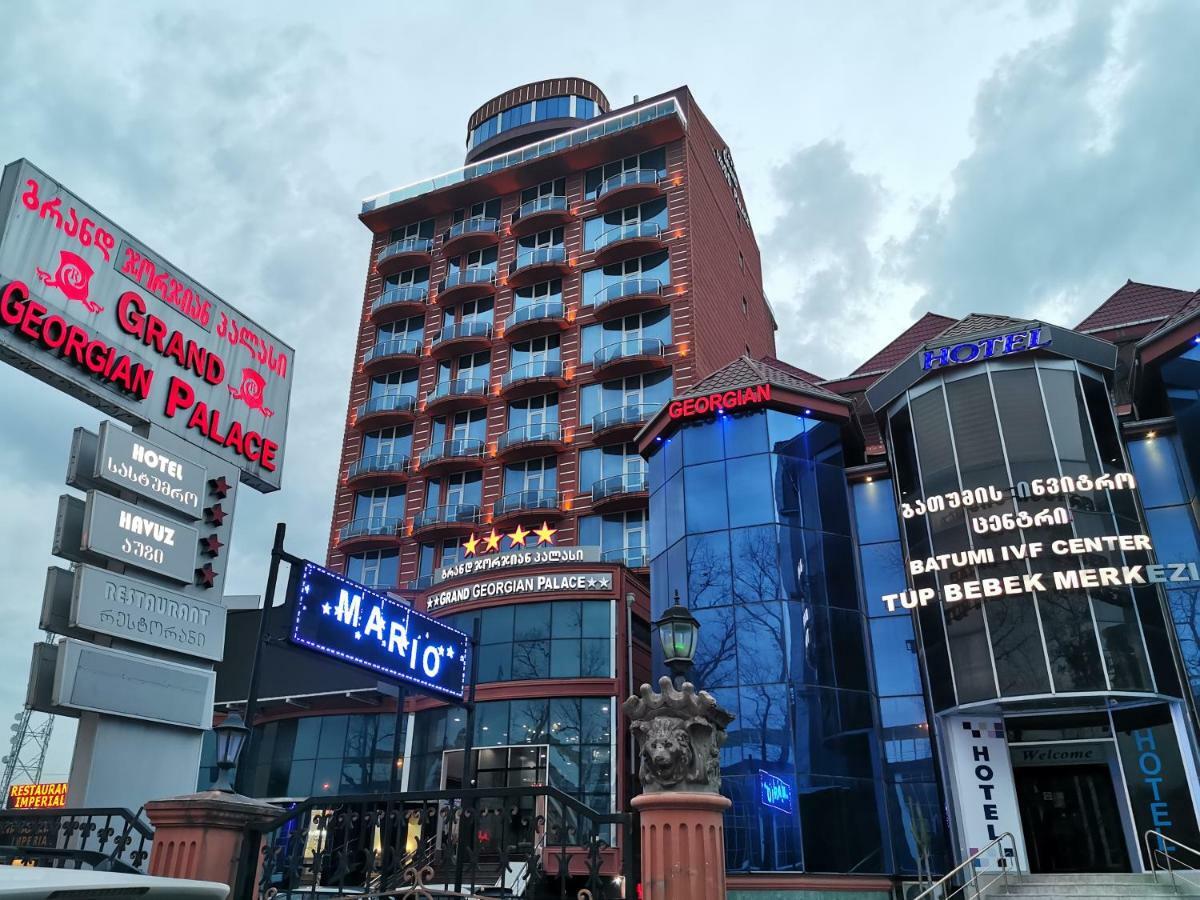 Grand Georgian Palace Batumi Exterior photo